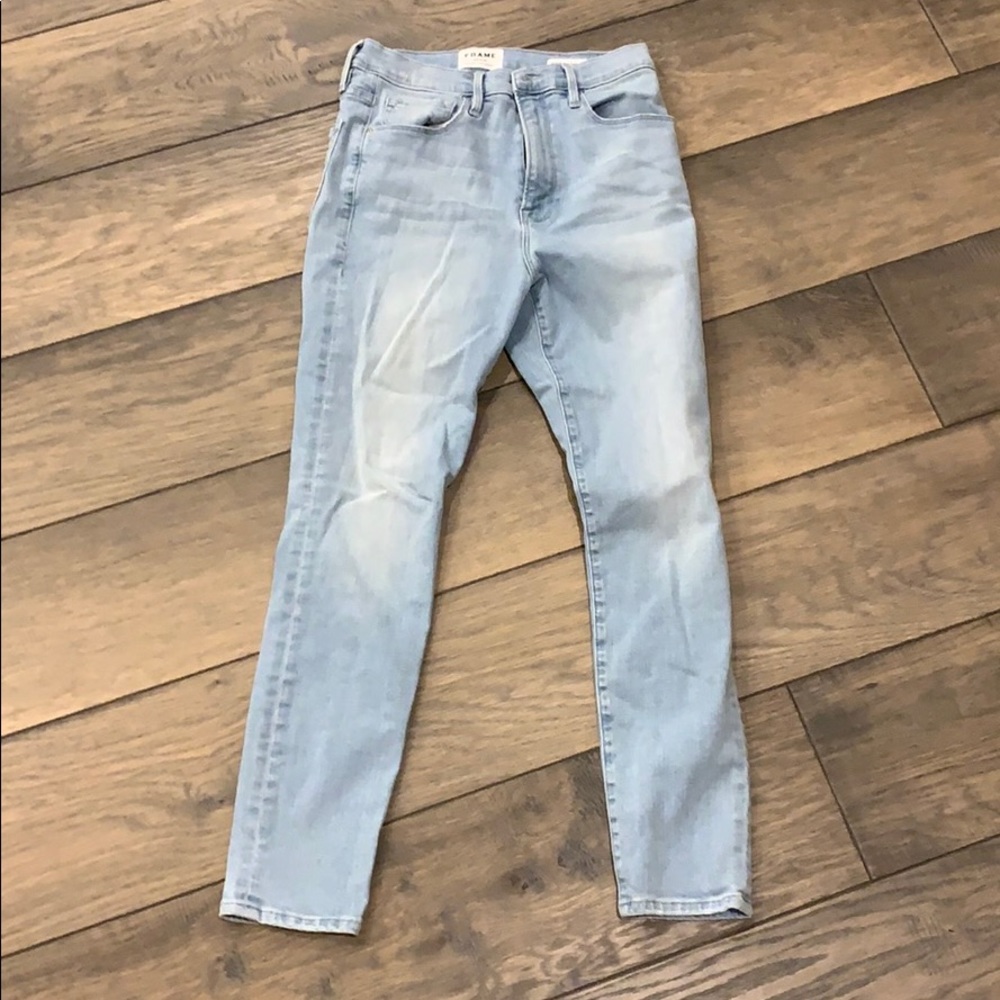 Frame Lightwash Jeans